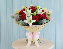 Букет цветов из:  Лилии и Розы #REPLACE_PRED# Владимировке