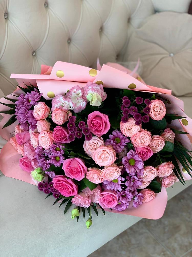 Букет цветов из: Хризантемы, Розы и Лизиантусы в Владимировке