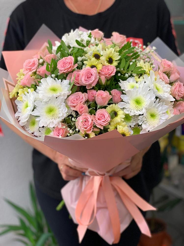 Букет цветов из: Розы и Хризантемы в Владимировке