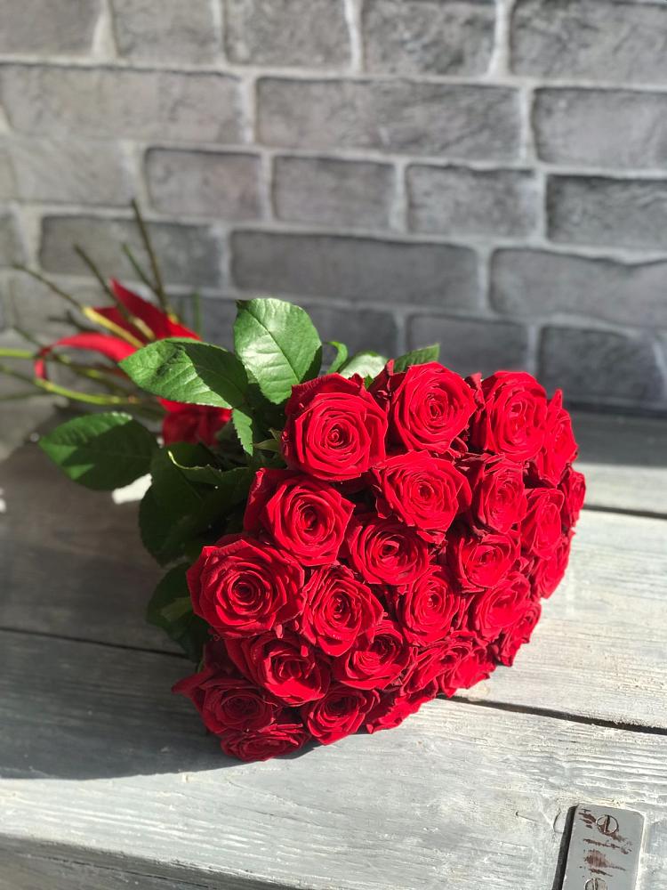 Букет Красные розы Фридом в Владимировке