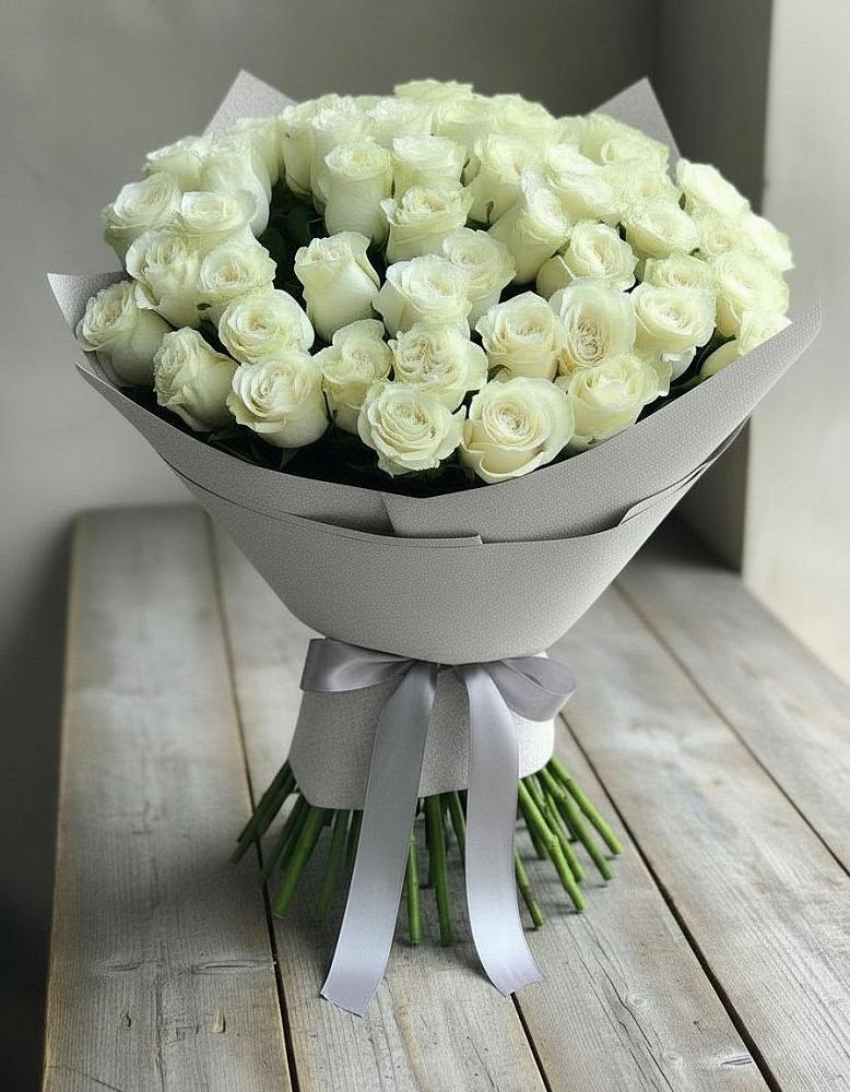 Букет 35 Белых роз в Владимировке