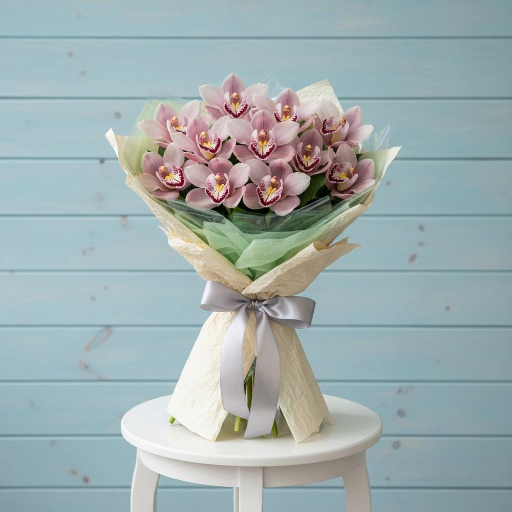 Букет цветов из: Орхидеи и Розы в Владимировке