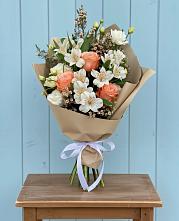 Букет цветов из:  Альстромерии, Лизиантусы, Розы и Хризантемы #REPLACE_PRED# Владимировке