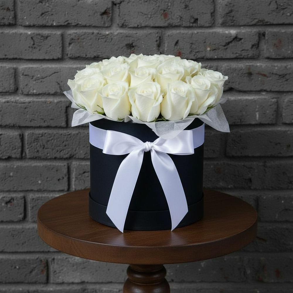 Цветочная композиция из Розы в шляпной коробке в Владимировке