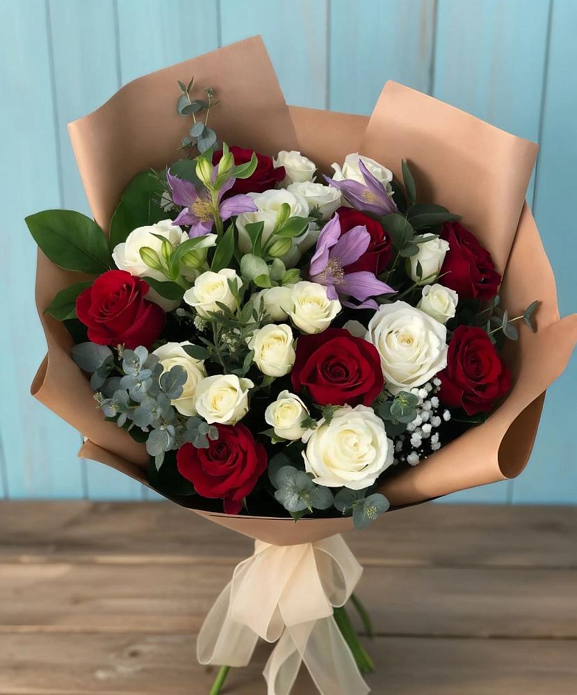 Букет цветов из: Розы и Альстромерии в Владимировке