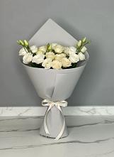 Букет цветов из:  Розы и Лизиантусы в Владимировке